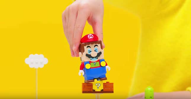 Image for article titled LEGO Is Making Super Mario Themed Playsets