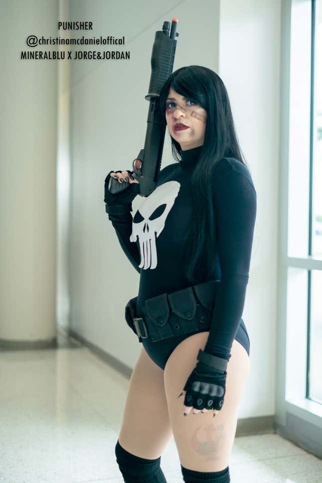 Image for article titled Our Favorite Cosplay From Fandemic Houston 2019