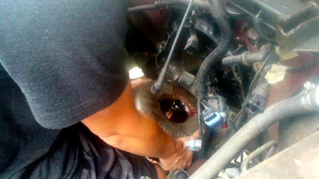 Image for article titled Here's What Happened When I Put A $120 Craigslist Engine Into My Jeep