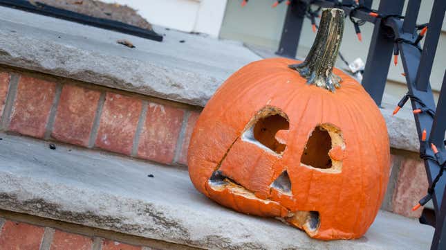 Image for article titled Utahans could have a beerless Halloween, the spookiest kind of Halloween