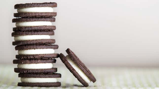 Image for article titled Maker of Oreos considers adding CBD to snacks