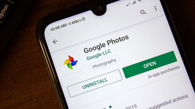 Image for article titled Don&#39;t Let Google Scare You Into Paying for Google Photos