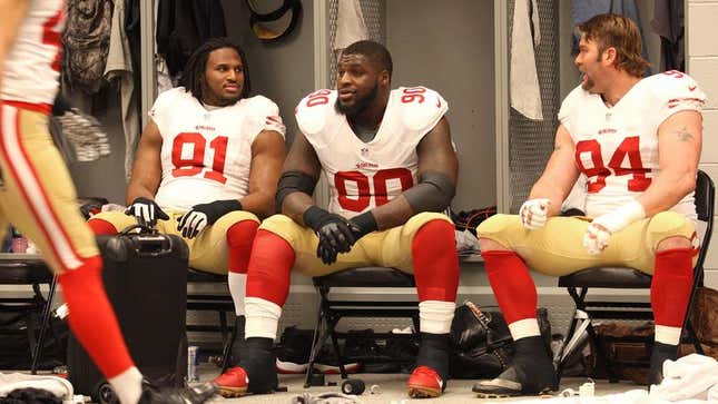 Image for article titled New Poll Finds Most NFL Players Still Not Ready To Date Gay Teammate