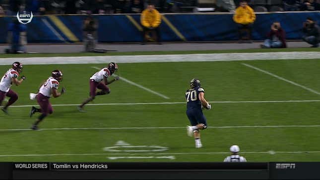 Pitt Runs Tackle-Around For Fat Guy Touchdown