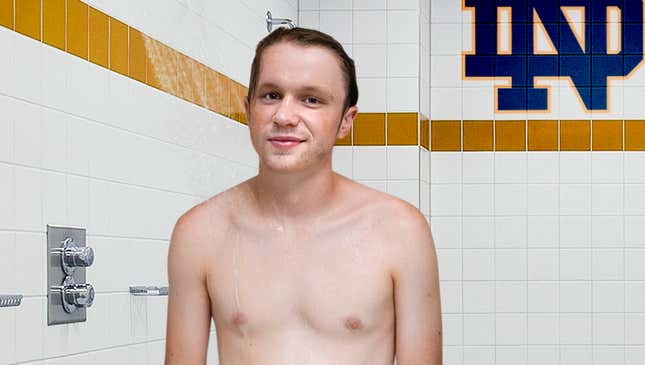 Image for article titled Modern-Day Rudy Fulfills Dream Of Showering With Notre Dame Football Team