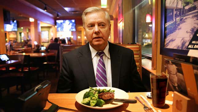 Image for article titled Lindsey Graham Dining Alone At Applebee’s Kind Of Wishes Protesters Would Come Heckle Him