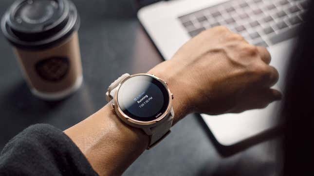 Image for article titled Meet the New Suunto 7: Blurring the Lines Between Fashion, Function, and Fitness