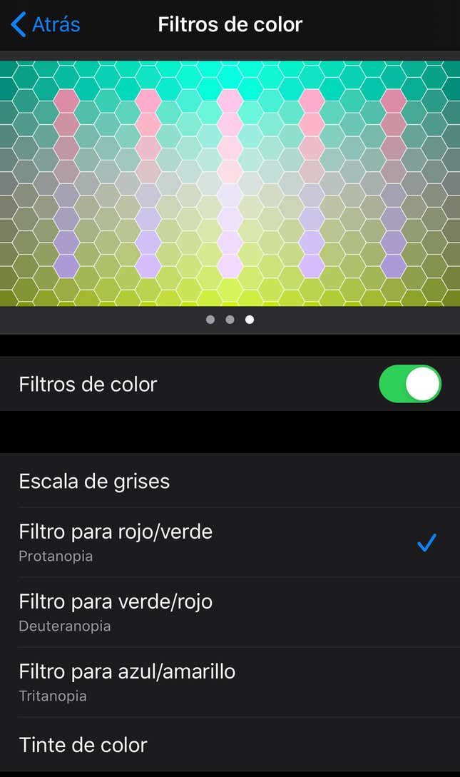 Imagen para el artículo titulado El modo oscuro de WhatsApp es un dolor de cabeza para los daltónicos, especialmente si usan iPhone