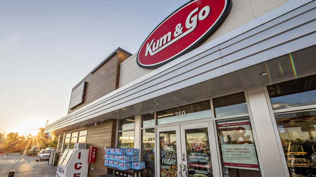 Exterior of Kum & Go convenience store