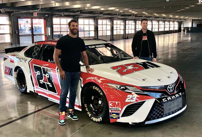 Image for article titled Michael Jordan, Bubba Wallace unveil Chicago Bulls-themed design on new car