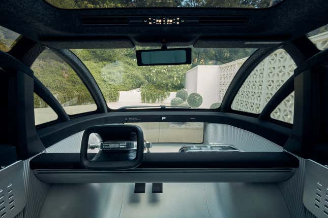 Image for article titled This Startup's Electric Van Is A Packaging Triumph