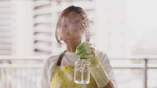 Image for article titled Last Call: What’s your favorite kitchen cleaning magic trick?