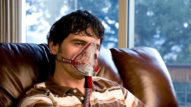 Image for article titled New Netflix Gas Lets Users Inhale Multiple Seasons Of TV Shows
