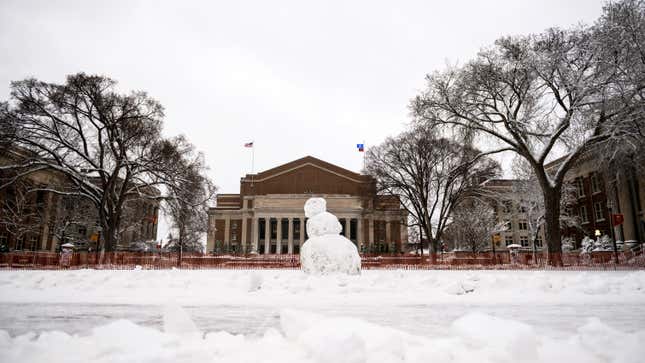 Minnesota Got Hit With Some Dirty-Ass Snow This Week