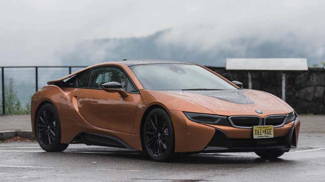 Dead: BMW i8