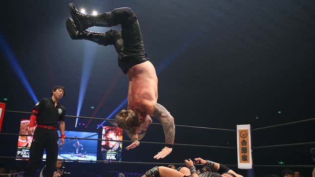 Chris Jericho vs EVIL during the Power Struggle - Super Jr. Tag League 2018 in Osaka, Japan
