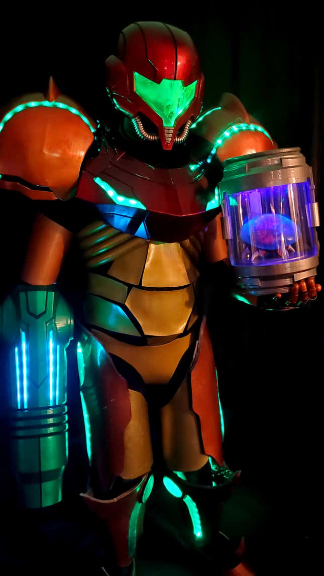 Image for article titled Metroid Cosplay For The Ages