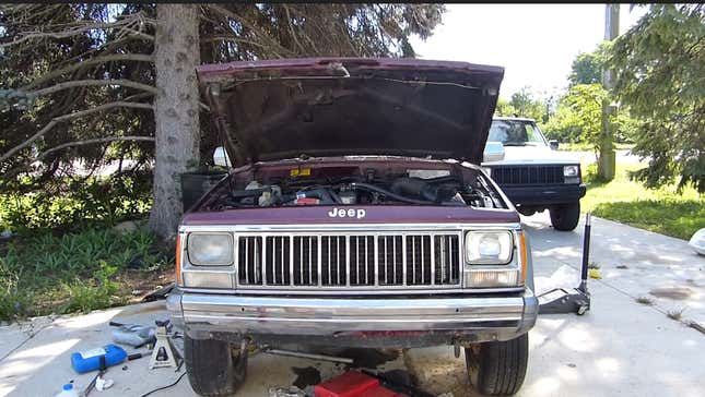 Image for article titled Here's What Happened When I Put A $120 Craigslist Engine Into My Jeep