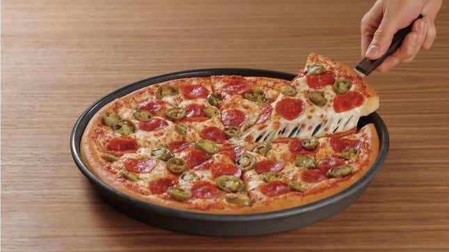 Image for article titled Where were you the day Pizza Hut changed its recipe?