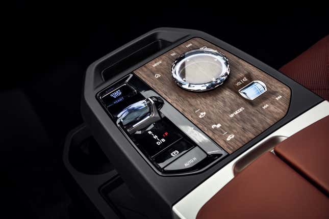 Image for article titled The BMW iX Is A 300-Mile Electric Flagship And A Huge Deal For BMW