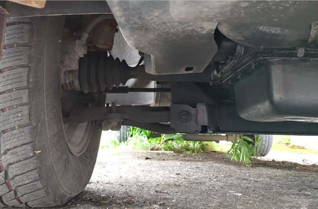 Image for article titled I Just Bought A $600 Diesel Manual Chrysler Minivan But It Has 250,000 Miles And Is Broken In Germany