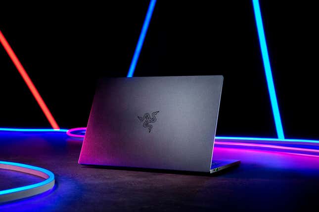 Imagen para el artículo titulado El nuevo y diminuto Razer Blade Stealth es el portátil gaming que siempre he querido