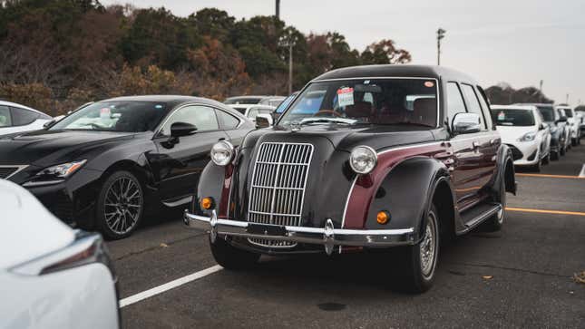 Image for article titled Inside Japan's Biggest Used Car Auction