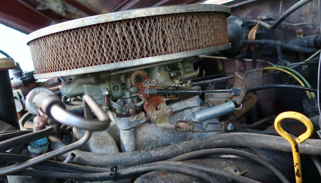 Image for article titled My Free Jeep Grand Wagoneer Drives But Nearly Started A Demolition Derby In My Backyard