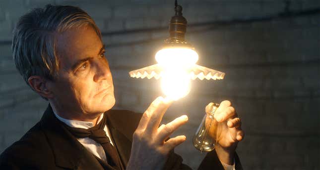 Image for article titled Like its visionary hero, the quirky biopic Tesla is a noble failure