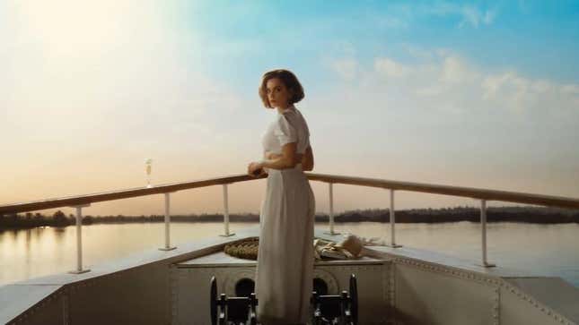 Murder is a star-studded affair in the trailer for <i>Death On The Nile</i>