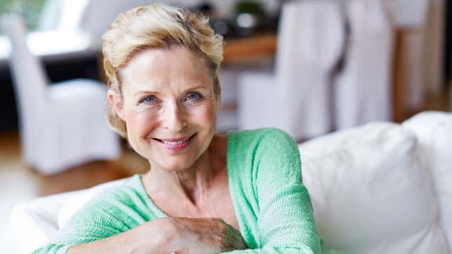Image for article titled Mom Explains New Wildly Ill-Informed Measures To Keep Family Safe During Thanksgiving