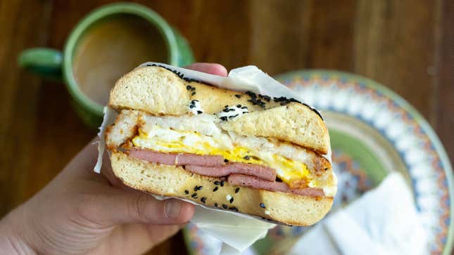 Image for article titled Put Hash Browns Inside Your Breakfast Sandwich