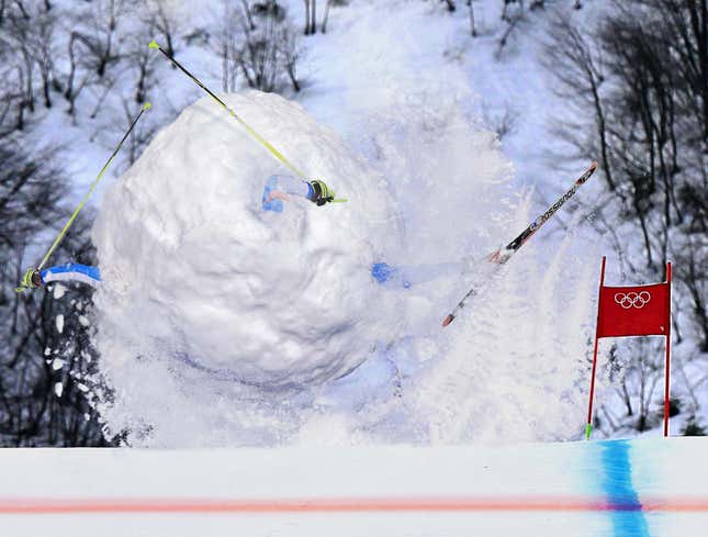 Image for article titled Growing Ball Of Snow, Outstretched Limbs Barreling Down Slopes Wins Silver