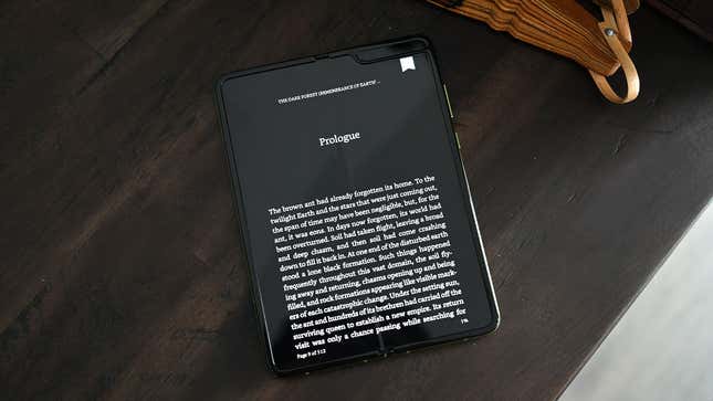 The Fold makes me question if I need a Kindle anymore.
