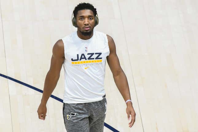 Image for article titled NBA Daily Fantasy: Don’t listen to Shaq, Donovan Mitchell deserves his due