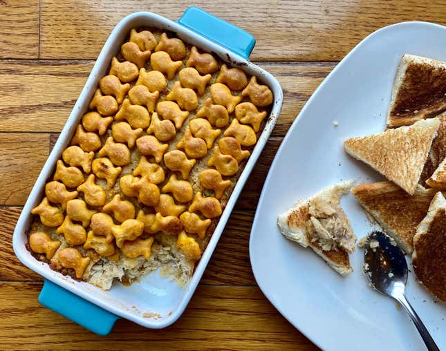 Image for article titled 9 genius uses for that can of tuna in your pantry