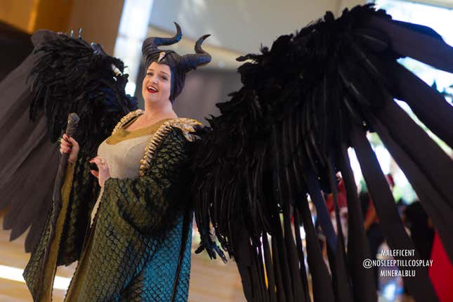 Image for article titled 2019's Last Big Cosplay Show Was A Christmas Treat