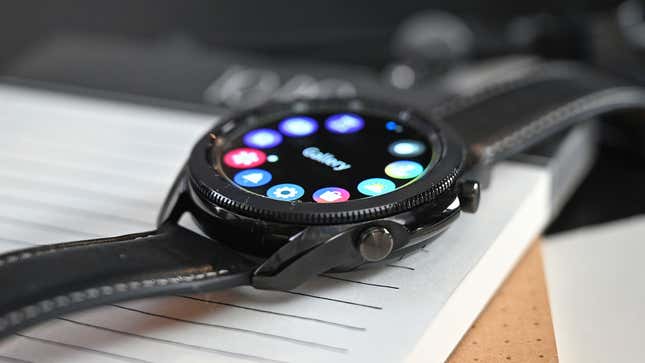 Samsung has kept the physical rotating bezel for the Galaxy Watch 3. It was replaced by a digital bezel for the Active2.
