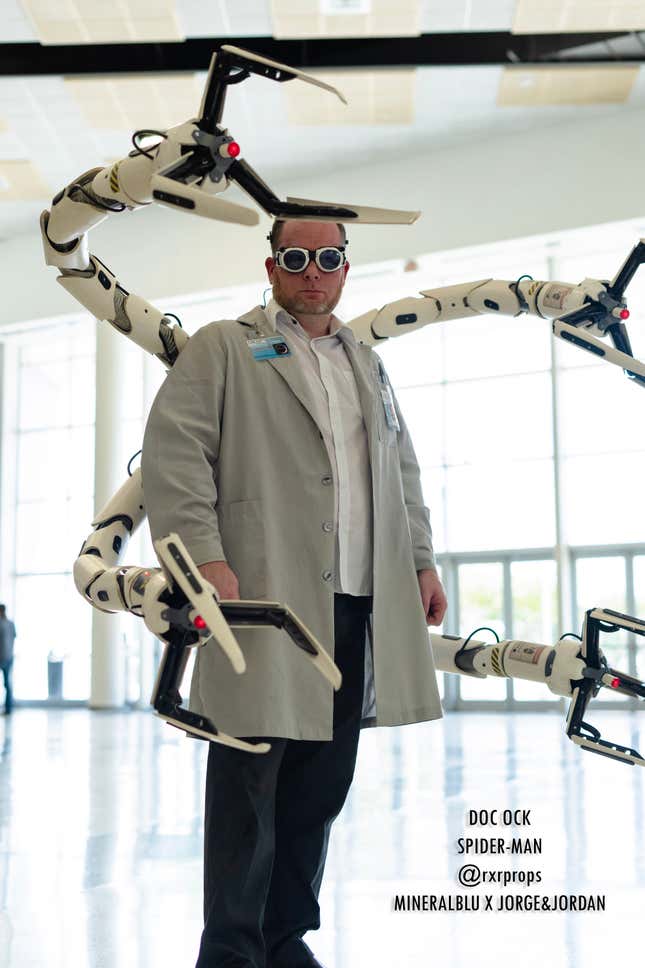 Image for article titled Our Favorite Cosplay From Fandemic Houston 2019