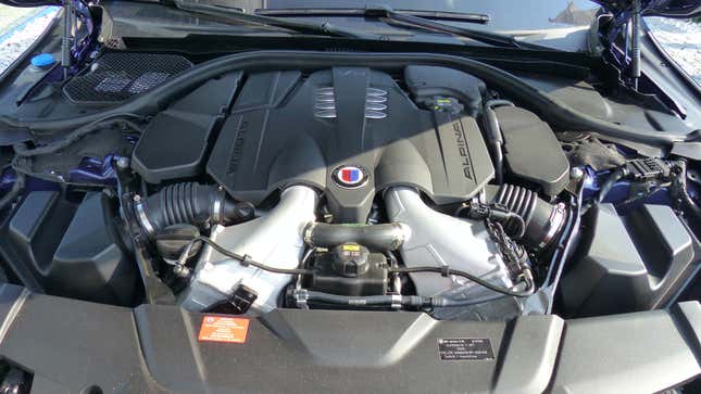 Image for article titled What It Was Like to Go 170 MPH in BMW's Swankiest Super Sedan