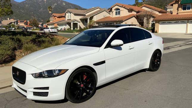 Nice Price or No Dice: 2017 Jaguar XE 35t