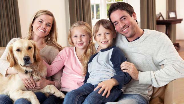 Image for article titled Dog Doesn’t Consider Itself Part Of Family