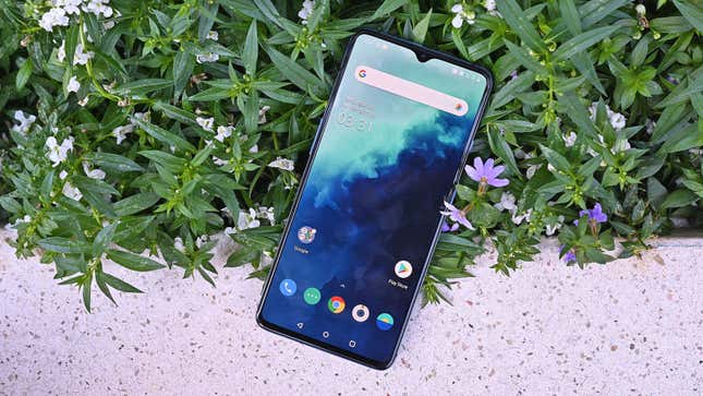 Imagen para el artículo titulado El nuevo OnePlus 7T ya está aquí: tiene pantalla de 90 Hz y cuesta 600 dólares