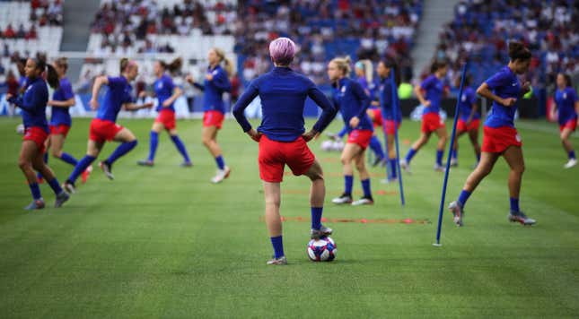 Image for article titled Injured Megan Rapinoe Thinks She&#39;ll Be Ready To Go For The Final