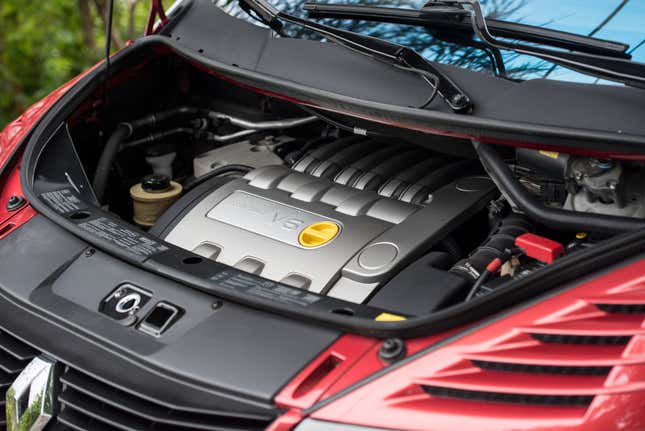 Image for article titled The 2002 Renault Avantime Is The Stuff Of A Child's Imagination