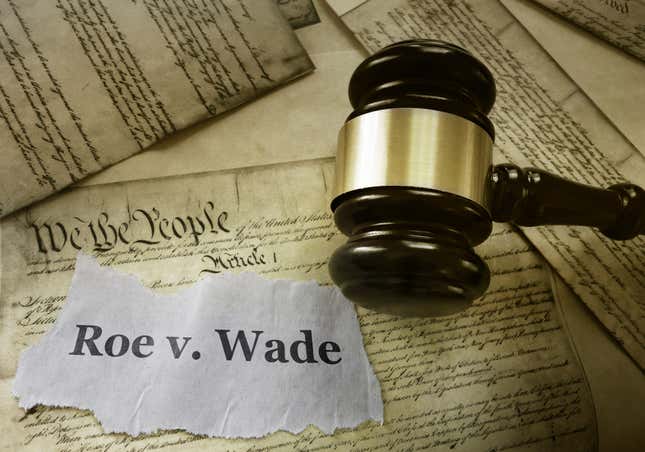 Image for article titled ’Bama Senators Vote to Ban Virtually All Abortions in the State in Hopes of Setting Up a Supreme Court Fight Over Roe v. Wade [Updated]