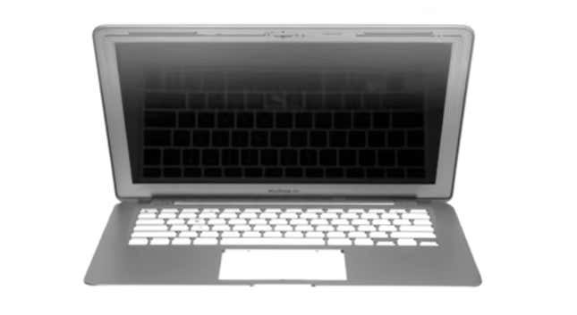 Imagen de un vídeo en el que Apple explicaba cómo se fabricaba el MacBook Air.