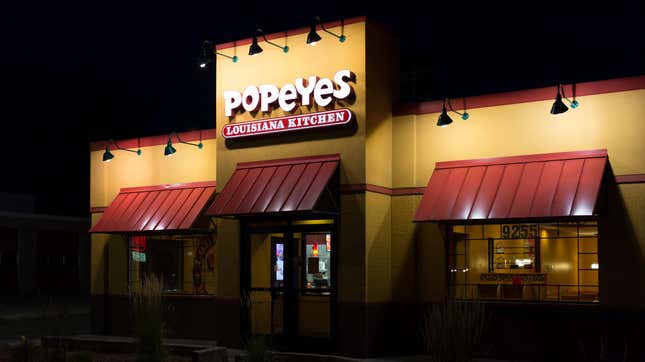 Image for article titled Popeyes chicken sandwich fans are old lonely bastards