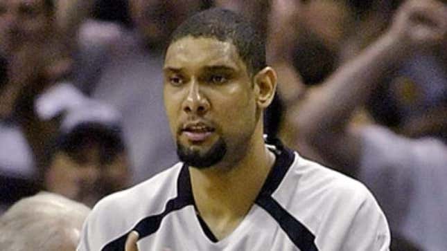 Image for article titled Tim Duncan Offers To Do Taxes For Entire Spurs Team