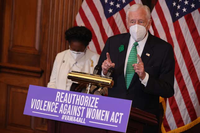 House Majority Leader Steny Hoyer (D-MD) (R) joins Rep. Shelia Jackson Lee (D-TX) during a news conference about the renewal of the Violence Against Women Act in the Rayburn Room at the U.S. Capitol on March 17, 2021 